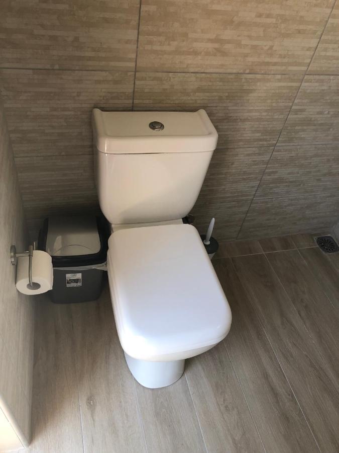 Pórto Ráfti Converted Shed Studio & Garden Hanging Bed מראה חיצוני תמונה