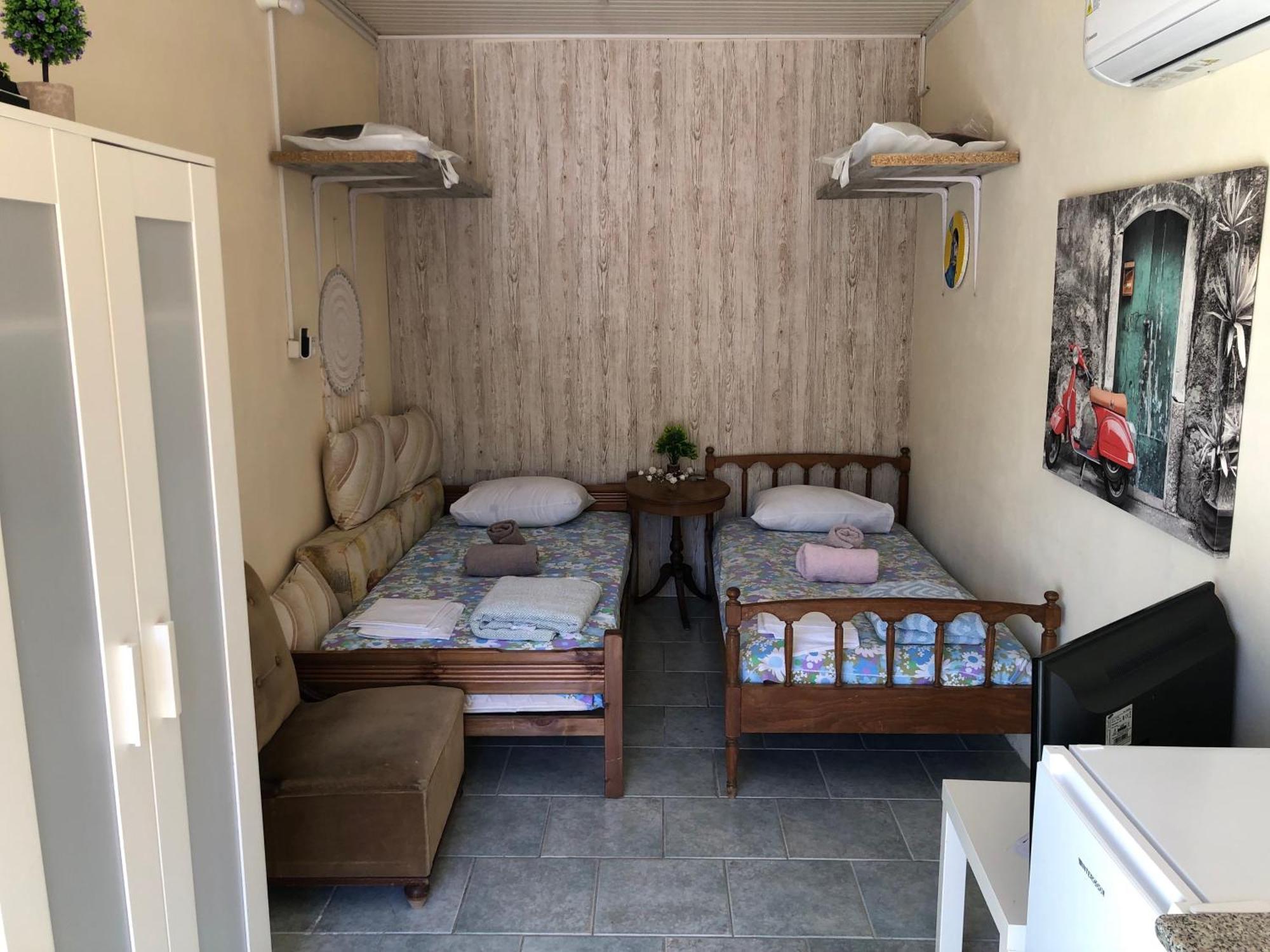 Pórto Ráfti Converted Shed Studio & Garden Hanging Bed מראה חיצוני תמונה